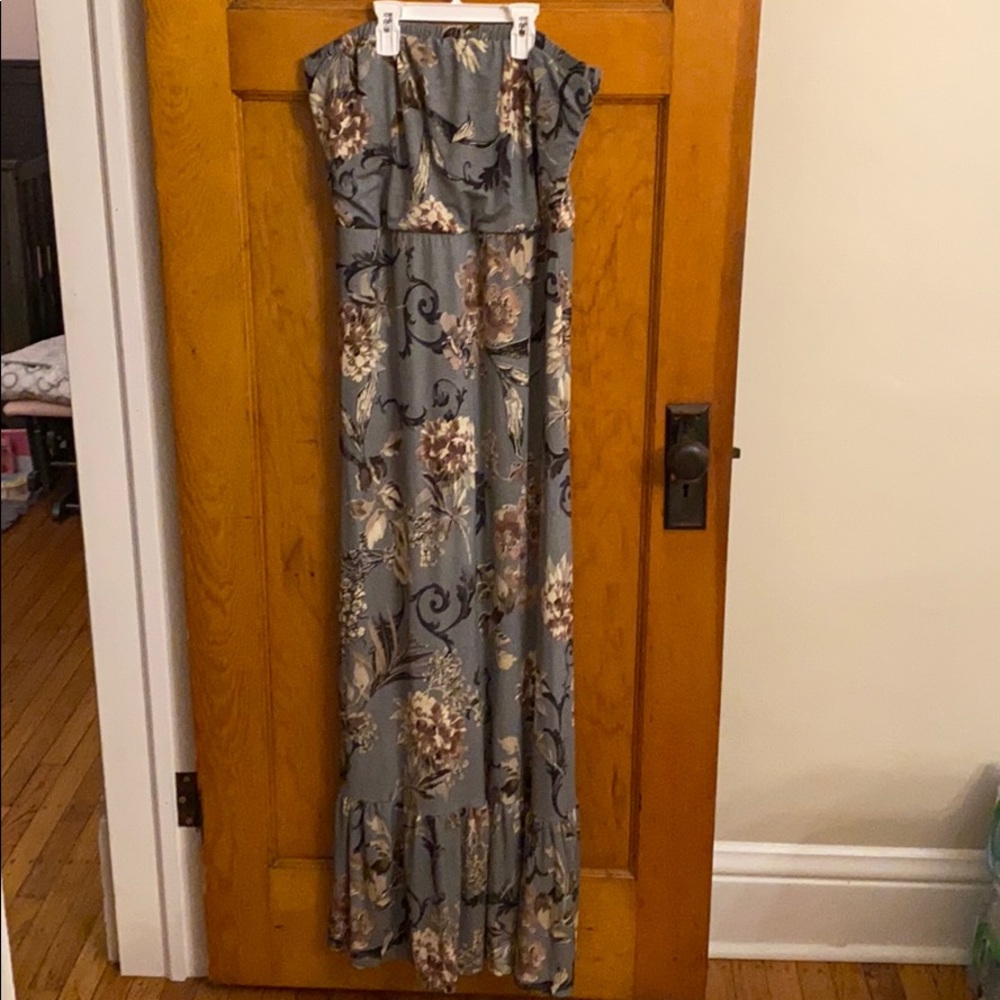 Strapless dress